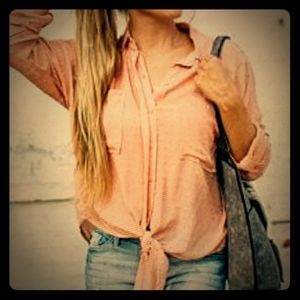 Fashion on Earth brand top